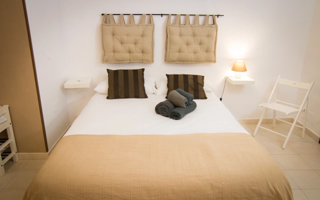 Holidays2Malaga Juan de Mena Apartments