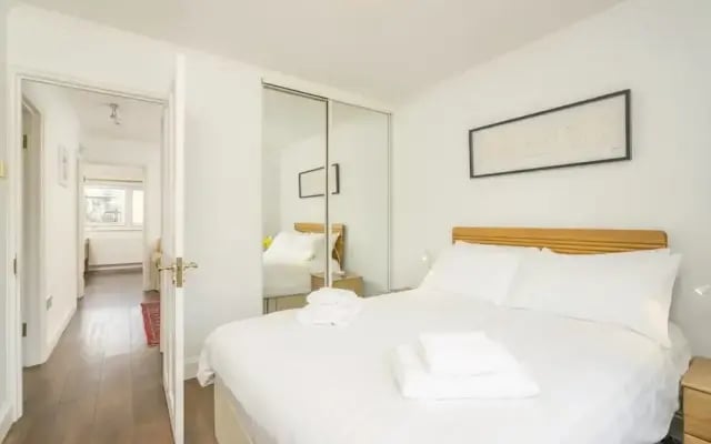 Adorable 3 bed Apartment in Bayswater