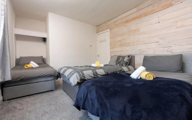 Long Stay 3BR House With Parking