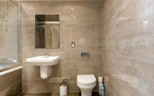 Modern 2 Bed In The Heart Of Ealing Broadway