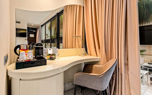 Отель Indigo Barcelona - Plaza Catalunya