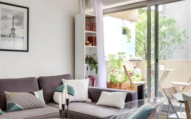 2 people apartment terrace by Weekome