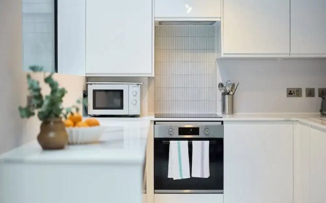 Ladbroke Grove Courtyard Apartment