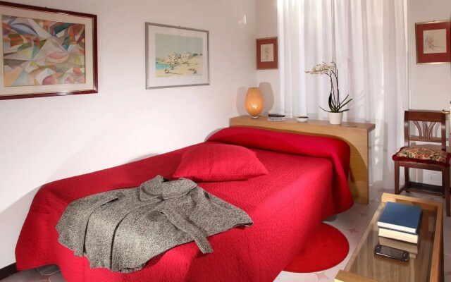 Roma Central Guest House