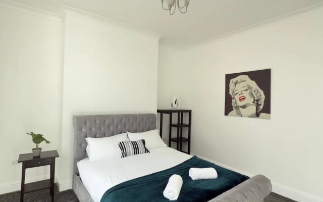 The One Bed Hideaway