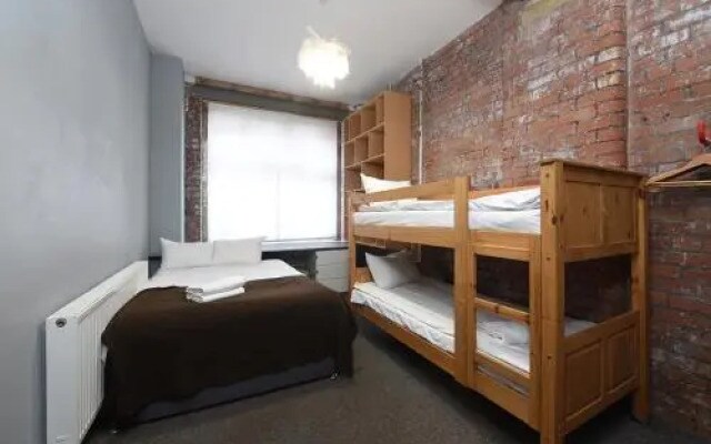 Mason Street Apartment Sleeps 16