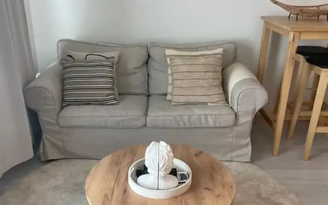 Charming 1-bedroom Apartment in Tampere With Fireplace