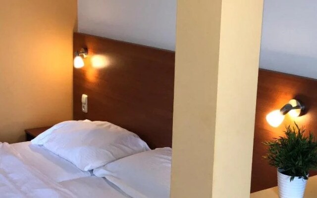 Hotel ELMA