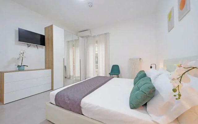 YCH Bagnera Suites