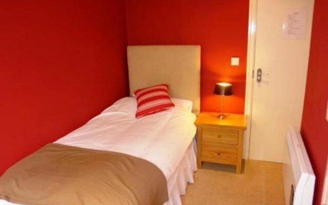 Beansheaf Hotel