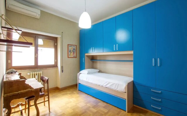 Luxury Macrobio Flat