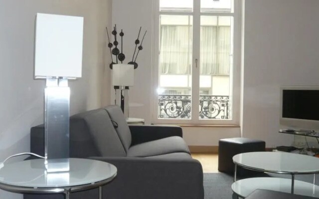 Bridgestreet Champs Elysees Deluxe