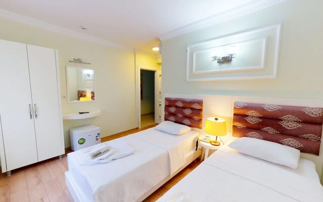 Отель The Wolf Hotel Karakoy