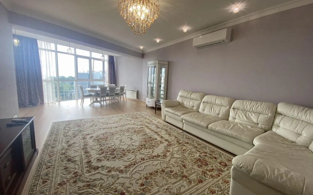 Апартаменты на улице Войкова 21