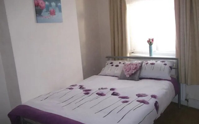 Staveley House