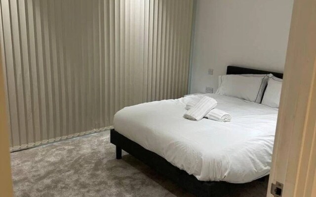 Impeccable 1-bed Apartment in London