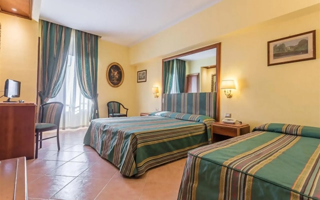 Raeli Hotel Floridia