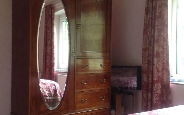 Pine Lodge Bed And Breakfast
