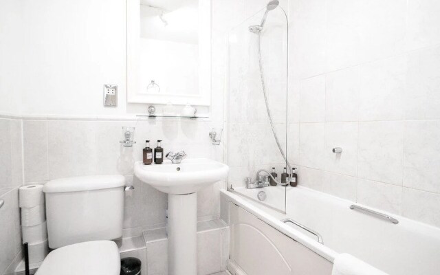 River Thames View Apartment