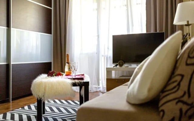 GMApartments (ДжиЭмАпартментс) на улице Черняховского