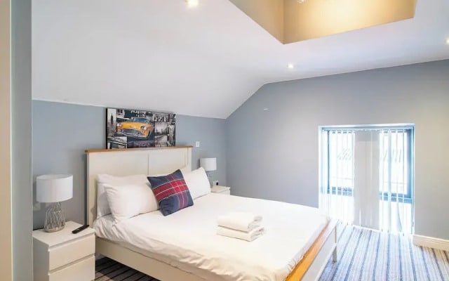 Ebenezer Street Retreat - Spacious 4 Bedroom House