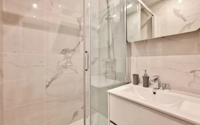 63 - Luxury Flat Champs-Élysées 1C