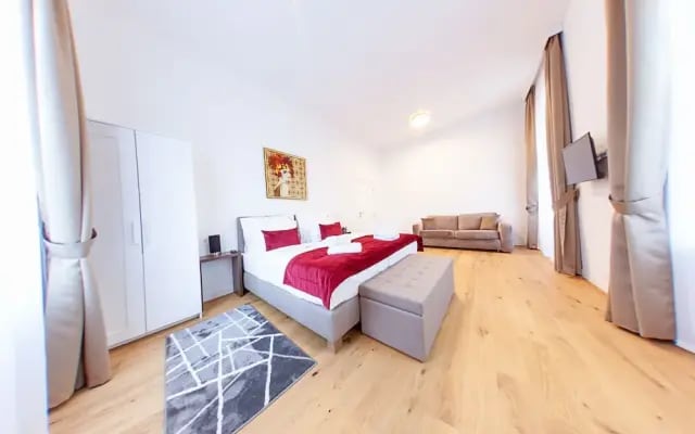 Gold Residence