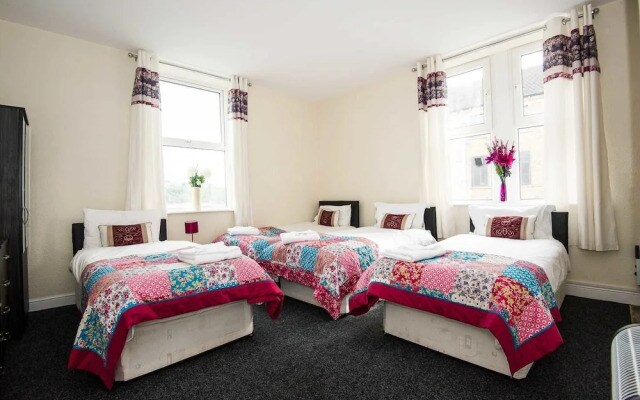 Bradford Apartments Flat 93