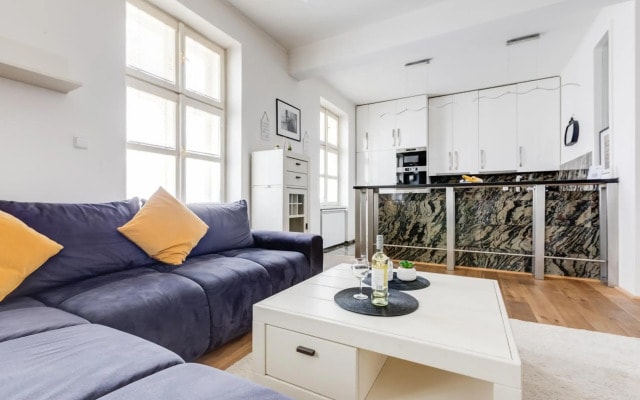 Luxury&Quiet charming 2-bedrooms Apt near river
