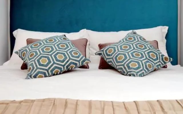 EVE Guest House at Trevi Fountain