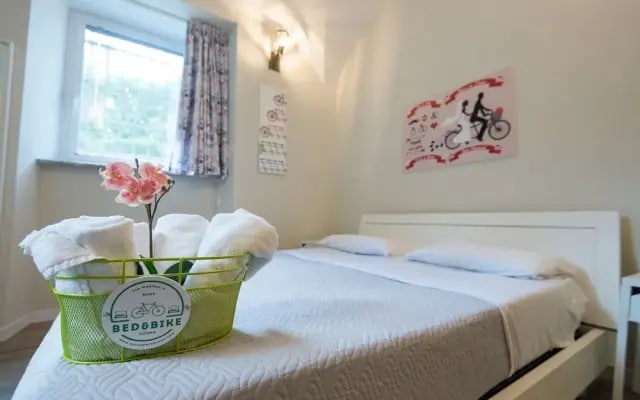 Bed&BikeRome Rooms