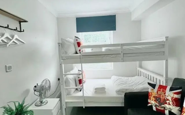 Comfortable 3 Bed Flat in King Cross