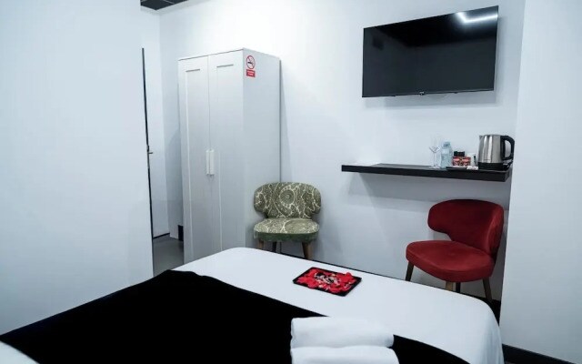 Mad Rooms