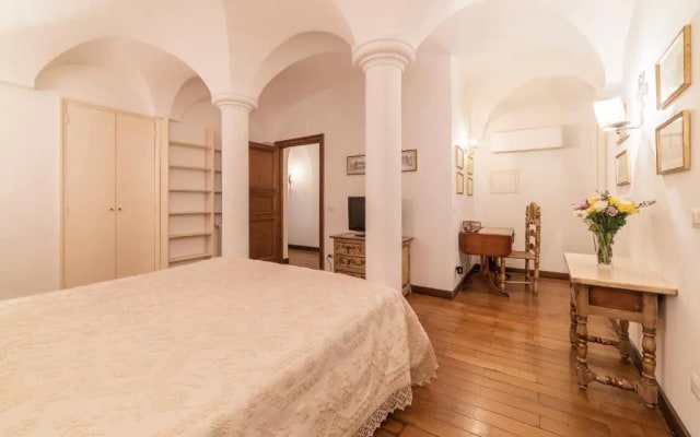 Navona Art Apartment