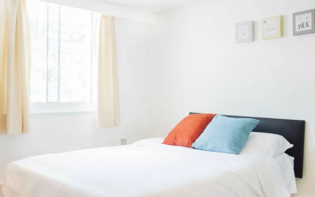 Baker Street Apartments