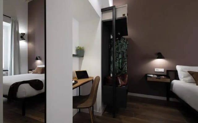 Style & Stone Guest House