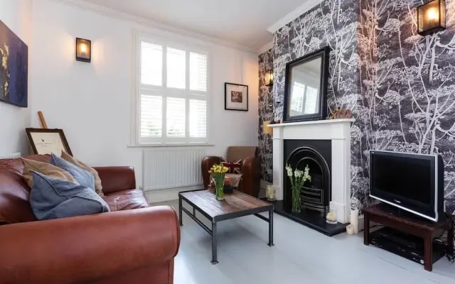 Veeve - Modern Cottage