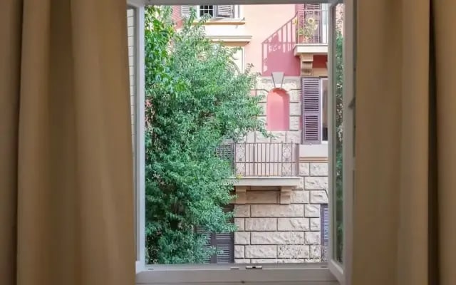 Colosseum Holidays - Three-bedroom Apartment