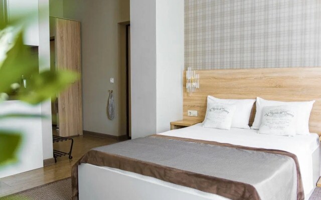 Travertin apartments (Травертин) на Анисимова