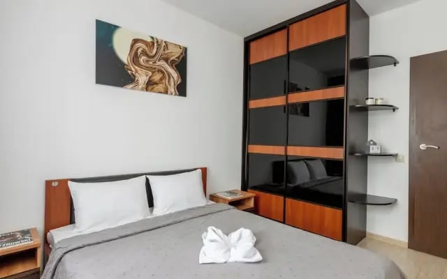 Modern 3-rooms apartment Musical Theater