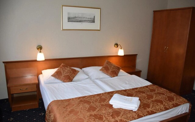 Hotel Arbes