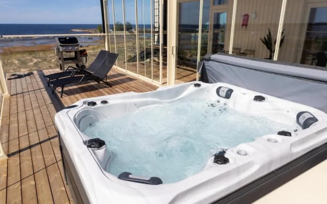 Marina Resort A7