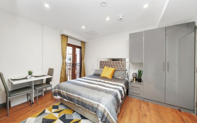 Apartment East London