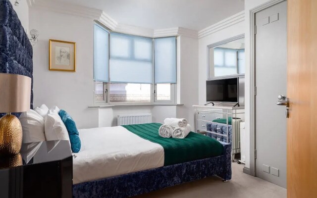 Bloom Field Court Apartments