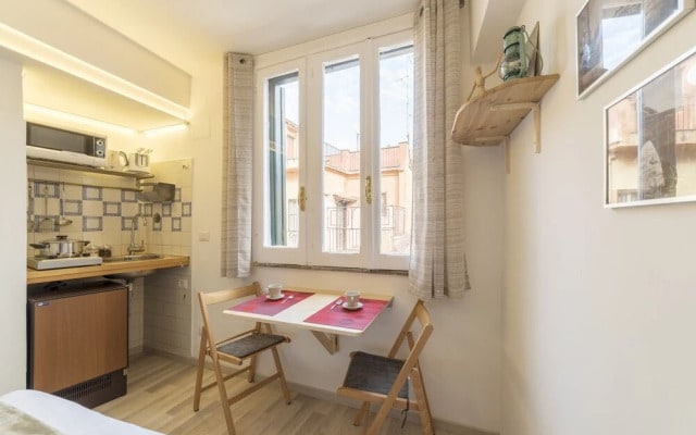 Lovely and Cosy Studio Flat in Trastevere