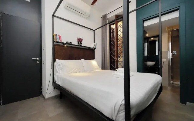 Flatinrome Trastevere Deluxe Rooms