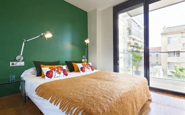 My Space Barcelona Executive Apartments Center