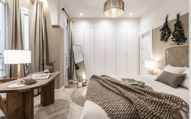 Iruela - 3 Bedrooms and Office in Trafalgar