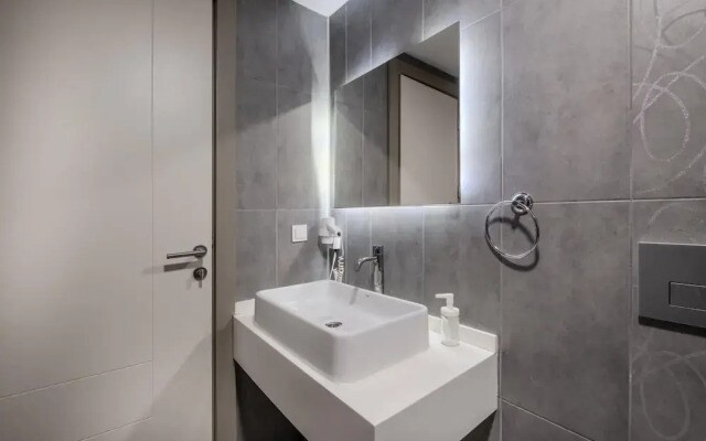 Residence Near Commerce Center and Istanbul Mall
