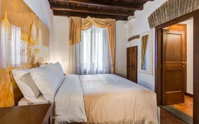 Luxury Navona